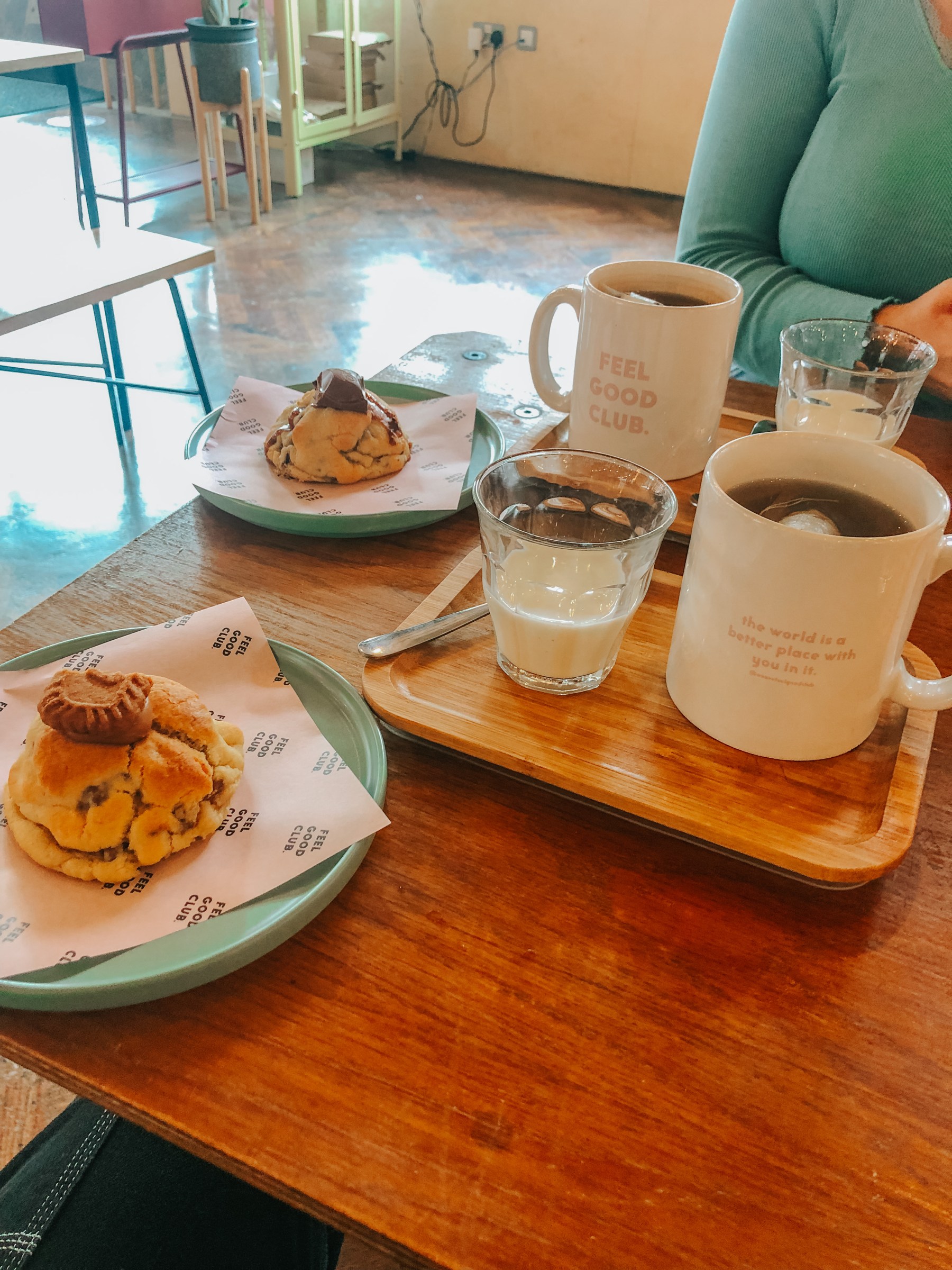 Tea and stuffed cookies at the feel good club in Manchester